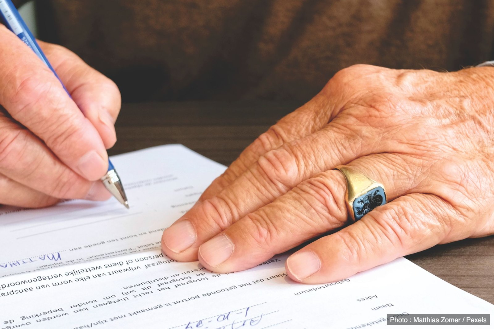 Prêt familial pour l'apport : pourquoi signer un écrit ?